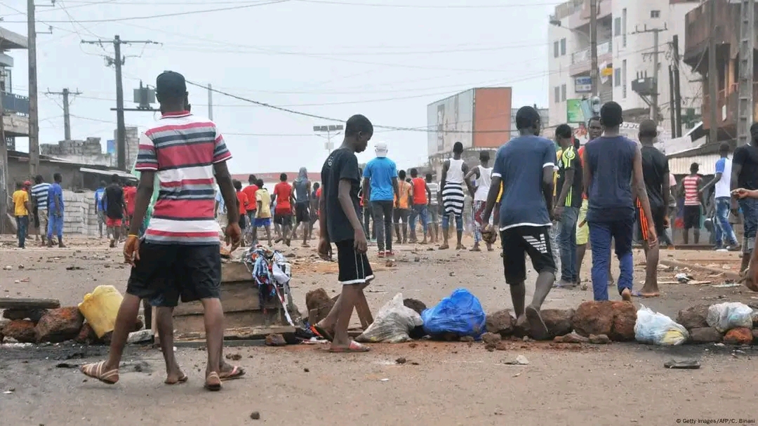 Le 1er décembre 2024, le stade de Nzérékoré, au sud de la Guinée, a été le théâtre d'une bousculade meurtrière. [image d'illustration]